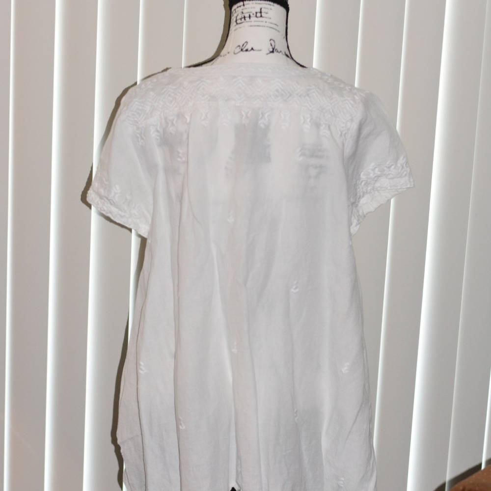 Tunic - Picture 5 of 8